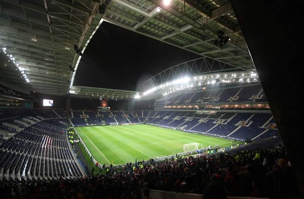 The Futebol Clube do Porto stadium uses KNX. 